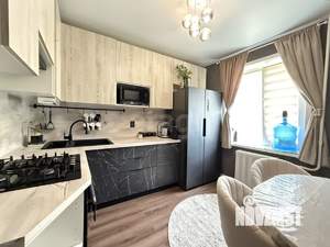 3-к квартира, вторичка, 70м2, 1/10 этаж
