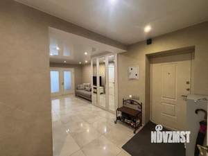 2-к квартира, вторичка, 72м2, 1/10 этаж