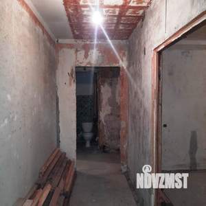 3-к квартира, вторичка, 64м2, 1/9 этаж