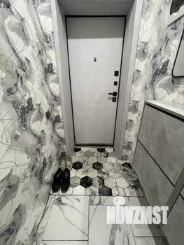 2-к квартира, вторичка, 40м2, 1/5 этаж