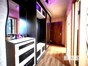 2-к квартира, вторичка, 64м2, 1/10 этаж