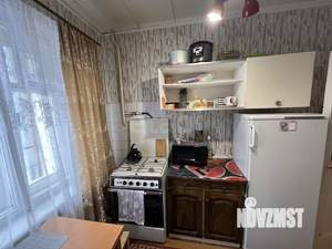 3-к квартира, вторичка, 53м2, 1/3 этаж