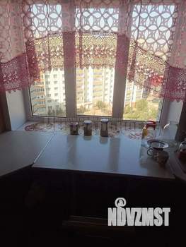 3-к квартира, вторичка, 100м2, 10/10 этаж