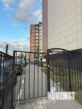 2-к квартира, вторичка, 66м2, 1/10 этаж