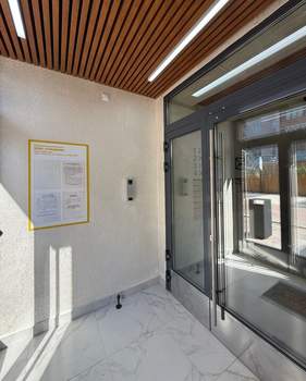 2-к квартира, вторичка, 65м2, 1/4 этаж