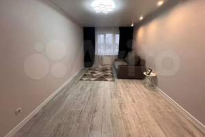 2-к квартира, вторичка, 70м2, 1/10 этаж