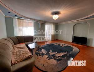 4-к квартира, вторичка, 132м2, 2/10 этаж