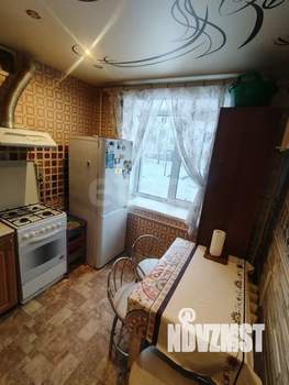 2-к квартира, вторичка, 42м2, 1/5 этаж