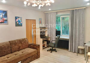 2-к квартира, вторичка, 44м2, 1/4 этаж
