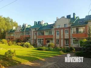 6-к квартира, вторичка, 240м2, 2/4 этаж