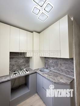 2-к квартира, вторичка, 42м2, 1/3 этаж