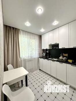 3-к квартира, вторичка, 62м2, 4/4 этаж