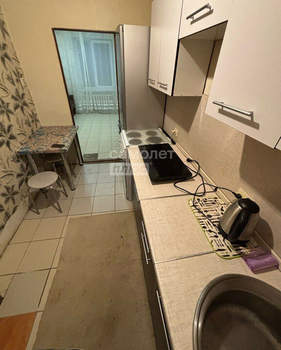 2-к квартира, вторичка, 42м2, 1/2 этаж
