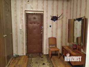 2-к квартира, вторичка, 62м2, 1/5 этаж