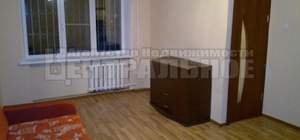 2-к квартира, вторичка, 43м2, 1/5 этаж