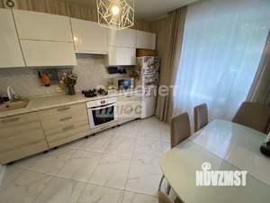 2-к квартира, вторичка, 52м2, 1/9 этаж