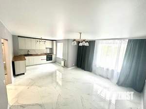 4-к квартира, вторичка, 75м2, 1/10 этаж