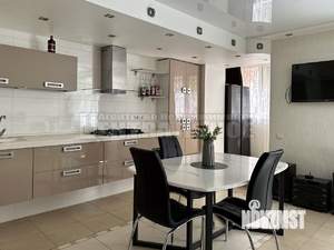 1-к квартира, вторичка, 48м2, 1/10 этаж